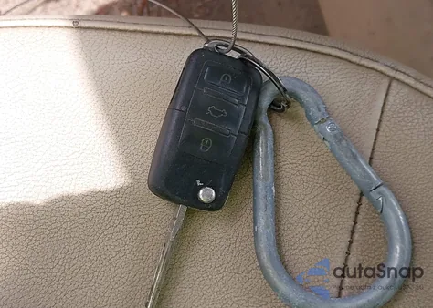 2007 Volkswagen New Beetle 2.5 z USA, uszkodzony, nr VIN 3VWRW31C27M511441